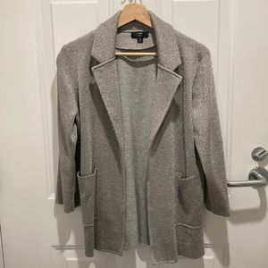 🔴DONATING SOON🔴 J Crew sweater blazer
